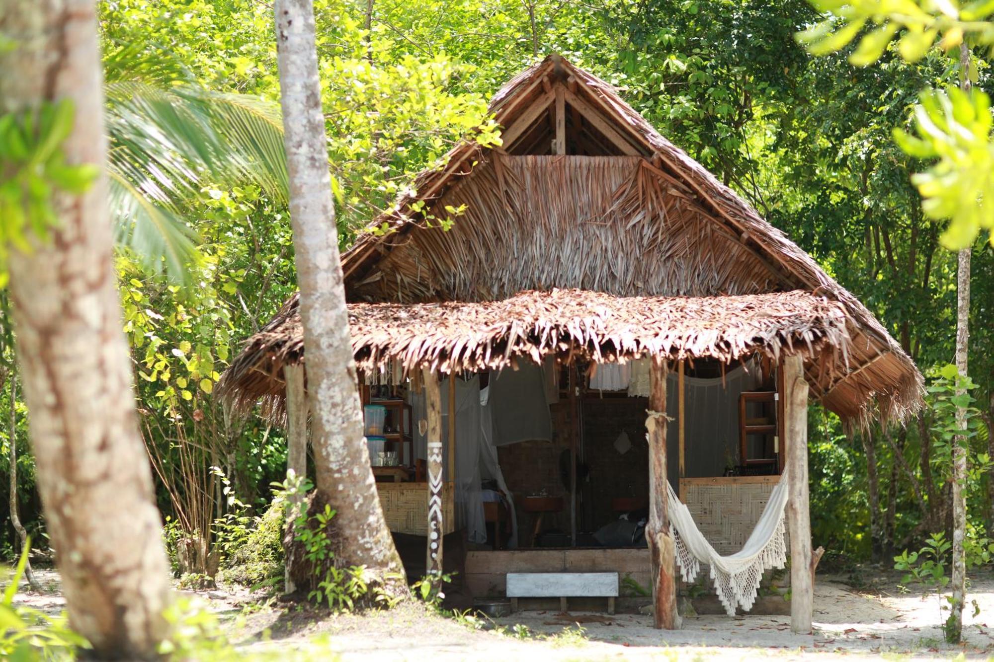 Pinang Island - Private Island Sea View Bungalows Singkil  Exteriör bild