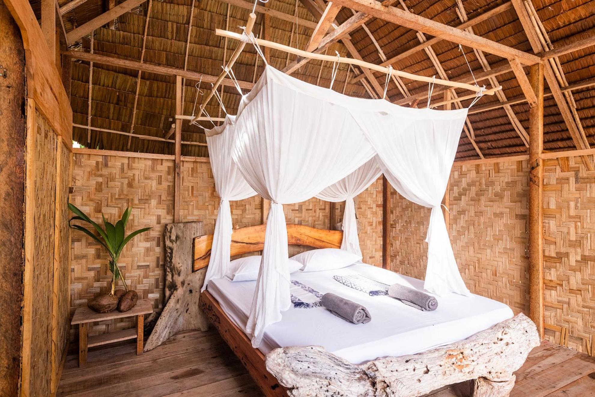 Pinang Island - Private Island Sea View Bungalows Singkil  Exteriör bild